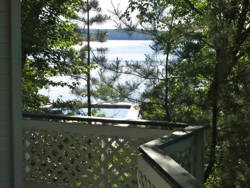 Birch Cliff Lodge On Baptiste Lake Highland Grove Exterior photo